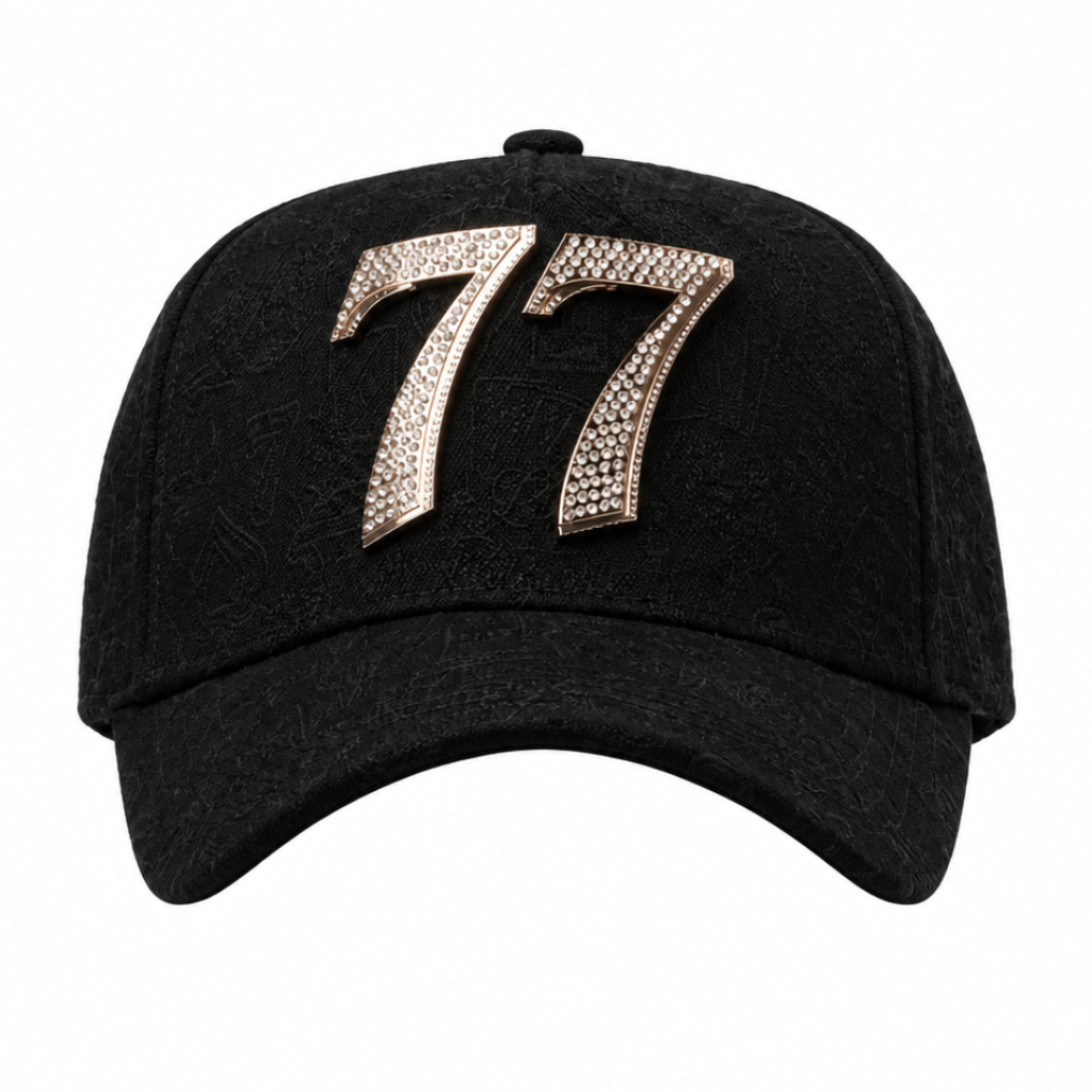 77 Last Edition con encuadre uniforme