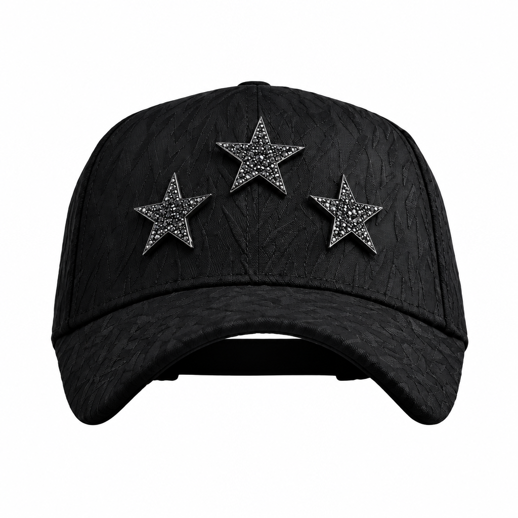 Gorra de tres estrellas con encuadre uniforme